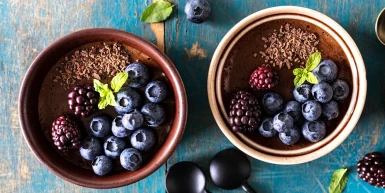 Čokoladna pena sa avokadom – kremast veganski desert