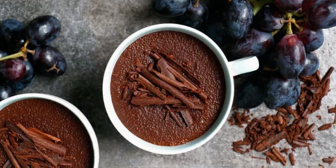 Čokoladni puding od amaranta sa poširanim kruškama (bez glutena)