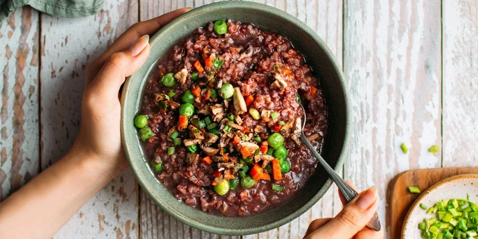 Čorbica od povrća i crvenog pirinča