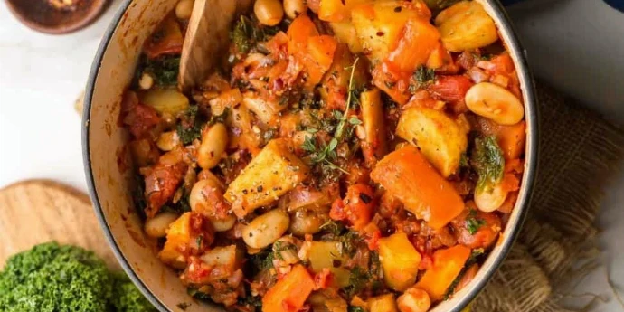 Đuveč od korenastog povrća u šafran-sosu (bez glutena)