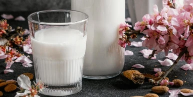 Kako da napravite bademovo mleko kod kuće?