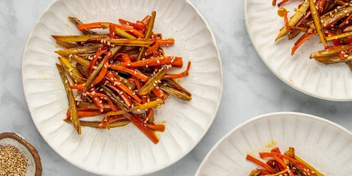 Kinpira korenasto povrće (bez glutena)