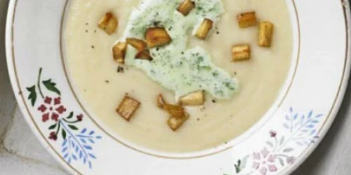 Krem supa od paškanata i pasulja sa cimetom (bez glutena)