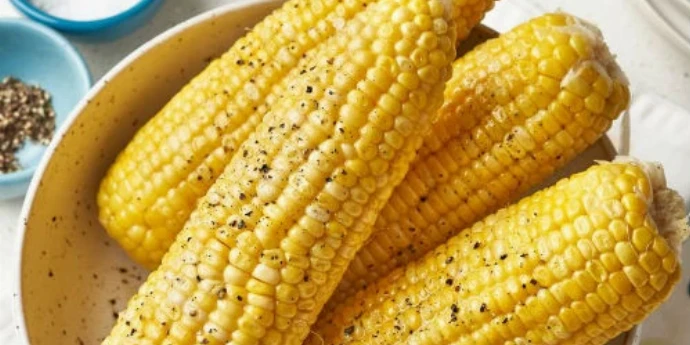 Kuvani kukuruz šećerac u svili