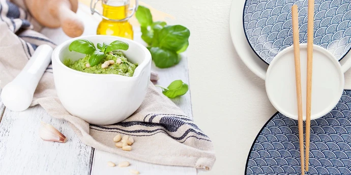 Pesto sa japanskim sastojcima - umeboši i miso pastom