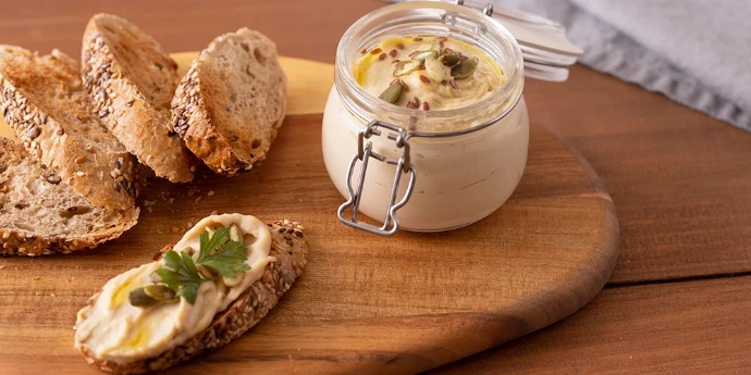 Pikantni puter sa kombu algama