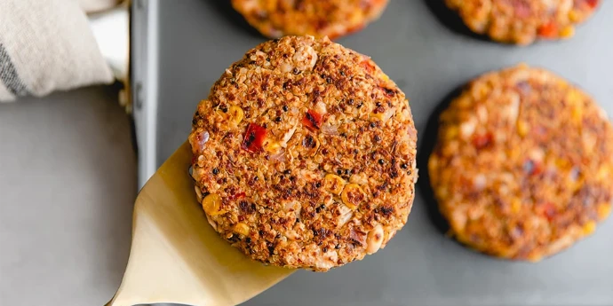 Pljeskavice od kinoe i pasulja