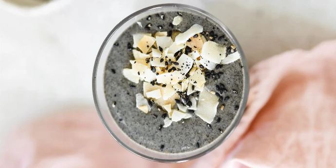 Smoothie od crnog susama (bez glutena)