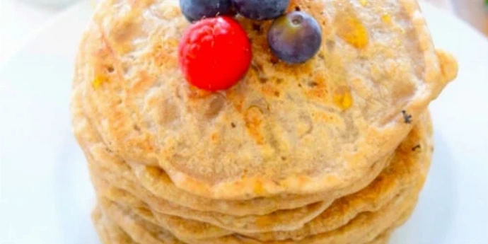 Tef palačinke sa jogurtom i voćem (bez glutena)