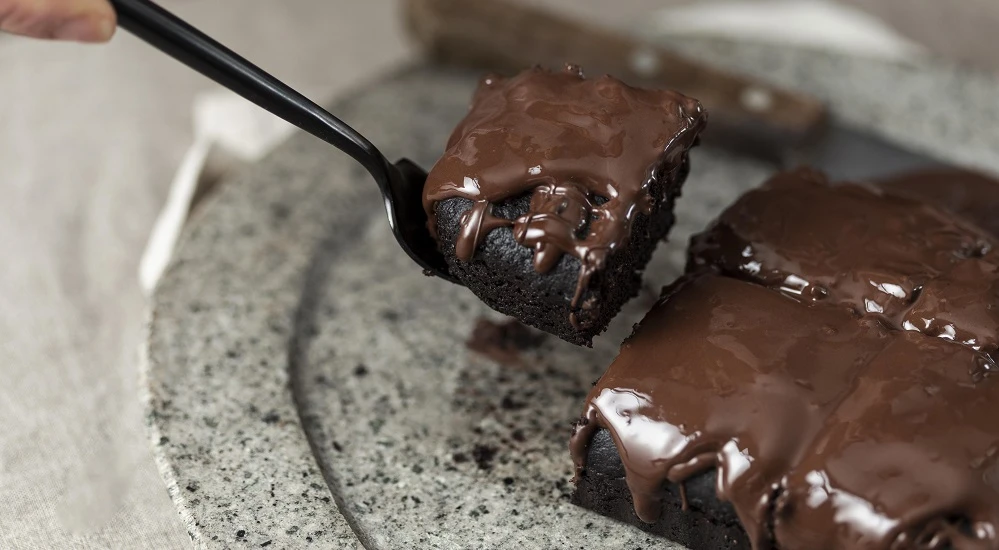 Čokoladna torta i glazura sa kokosovim uljem