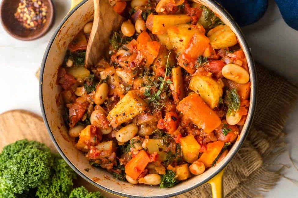 Đuveč od korenastog povrća u šafran-sosu (bez glutena)