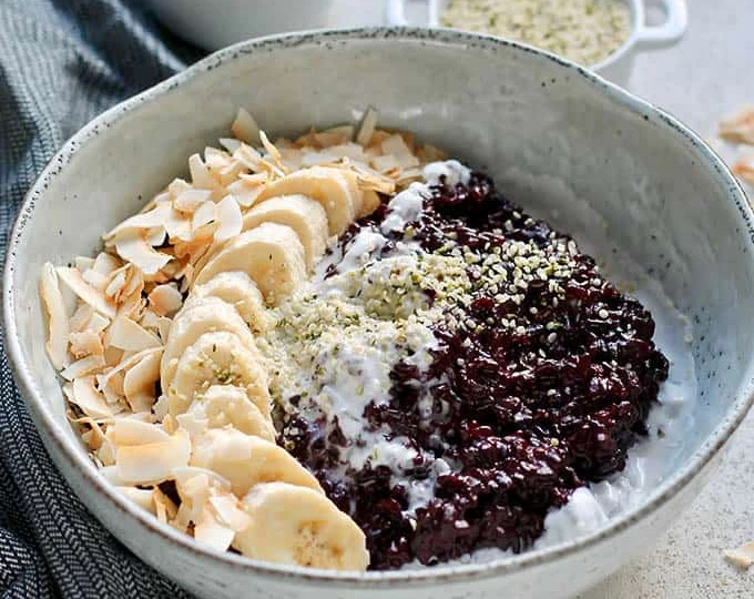 Indonežanski puding od crnog pirinča