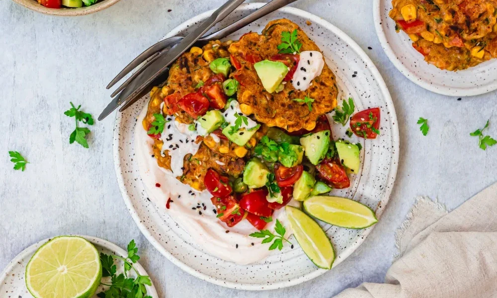 Kukuruzne pogačice sa crvenom paprikom