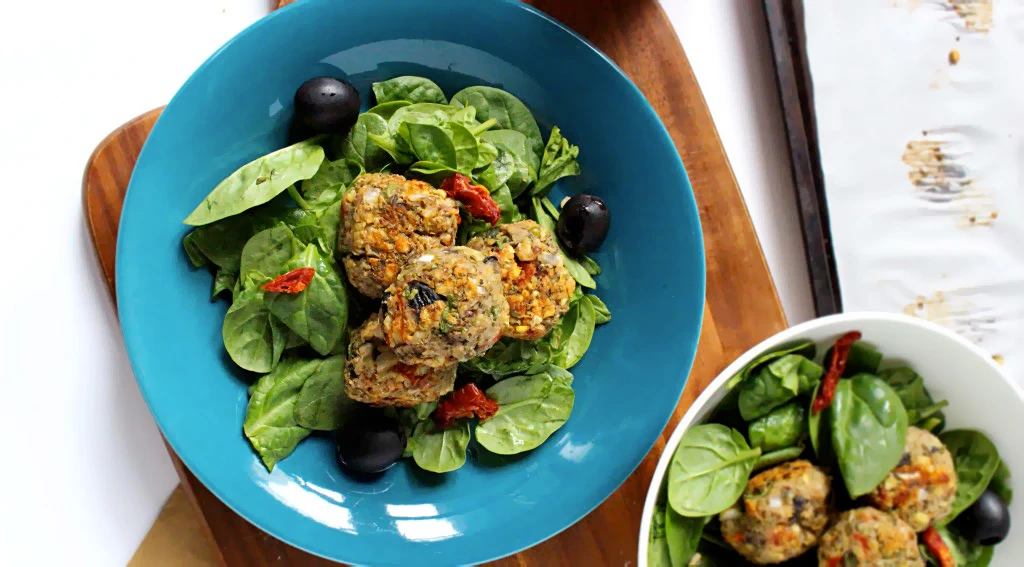 Mediteranske ćufte od mungo pasulja i maslina