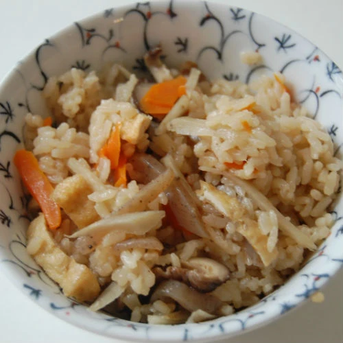 Pirinač sa pet sastojaka (bez glutena)