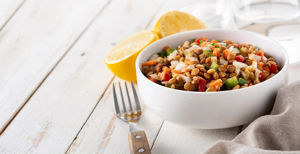 Salata od crvenog sočiva i pirinča